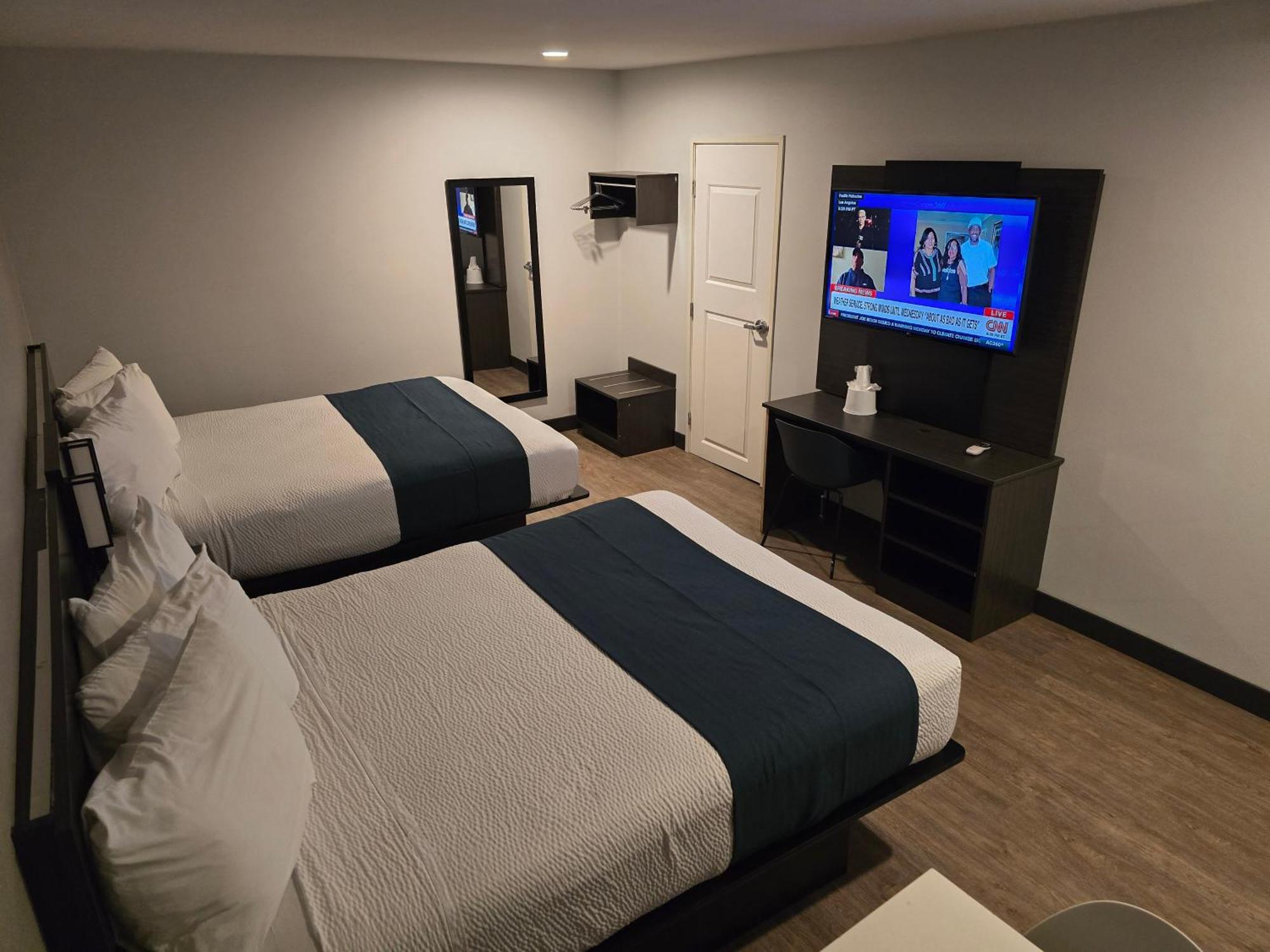 Motel 6 Angeles, Ca - Downtown 4*