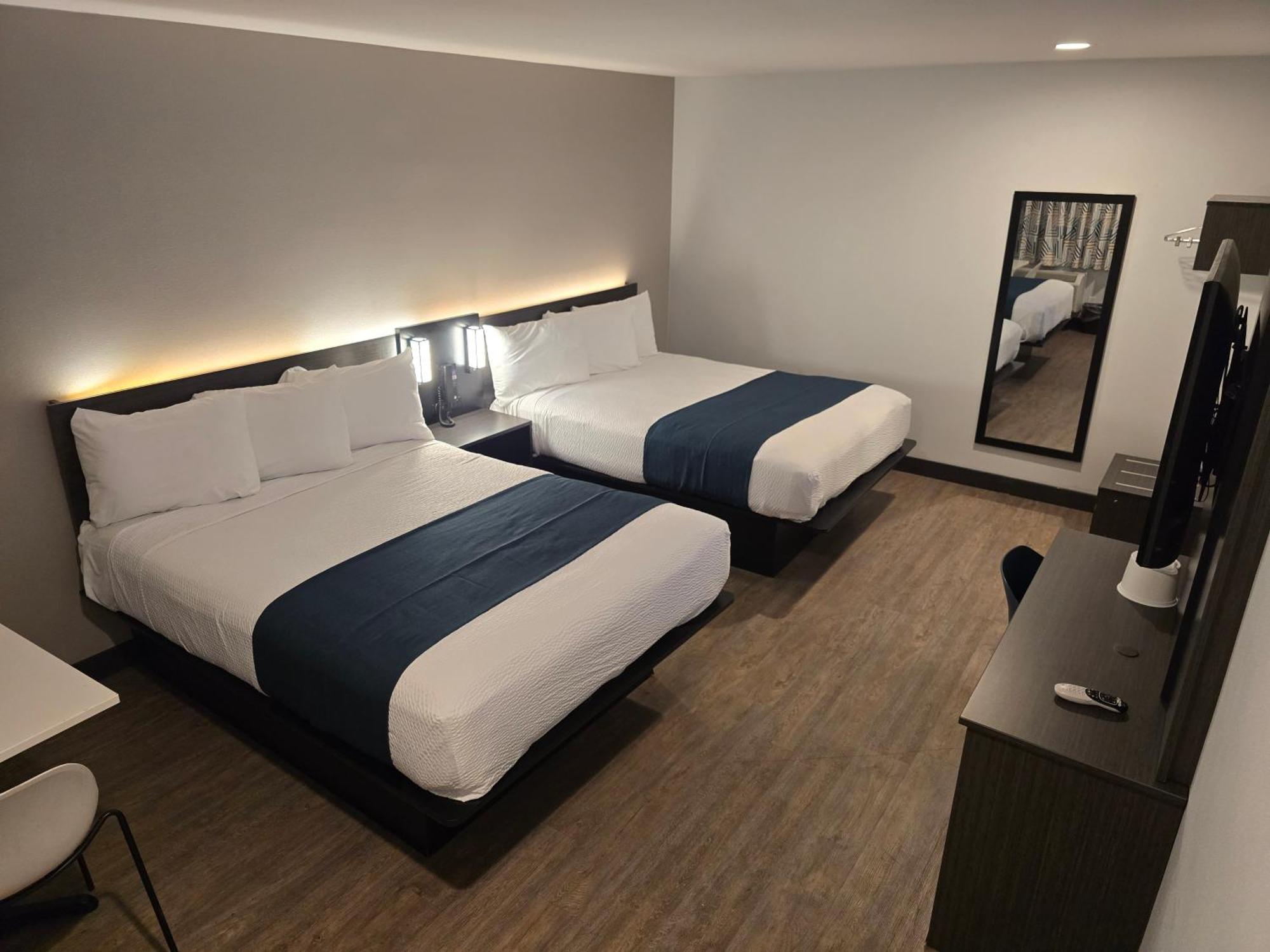 6 Angeles, Ca - Downtown Motel 2*