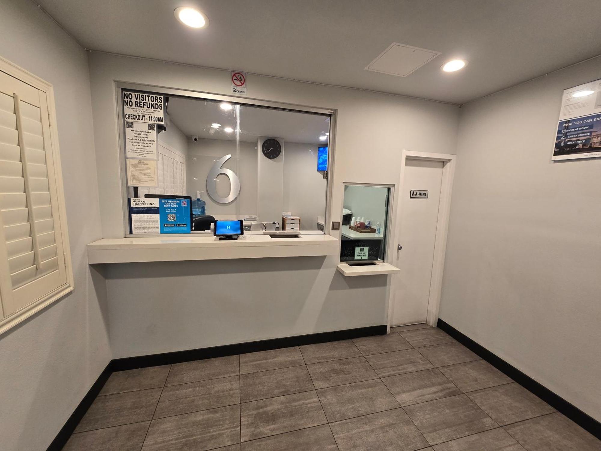 6 Angeles, Ca - Downtown 2* Los Angeles